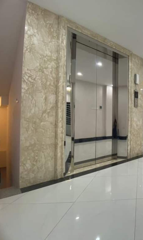 Nhà tôi cho thuê Nhà căn góc, mới, 113m2_ 4T; vỉa hè, Đội Cấn-45 Tr - Ảnh chính